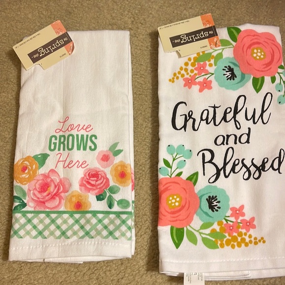 Hobby Lobby Other - BRAND NEW Kitchen Towels